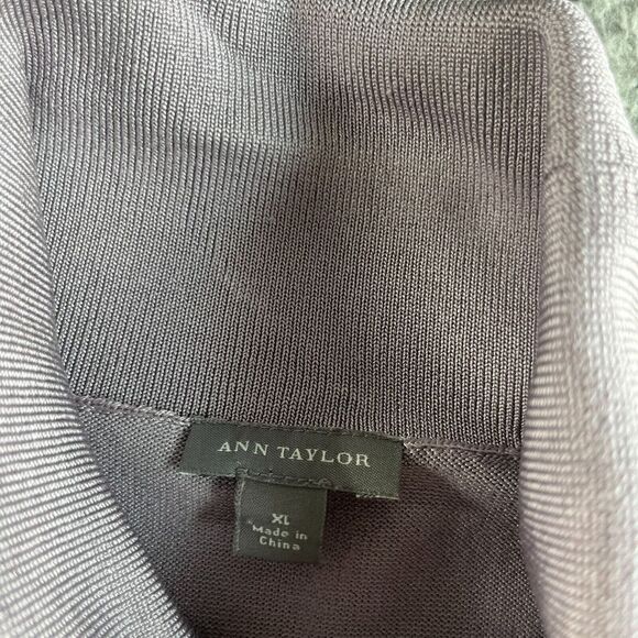 Ann Taylor Sweater Womens Extra Large Purple Silk Blend Turtleneck Stretch Layer - Picture 4 of 10